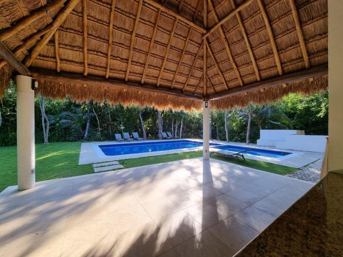 Beautiful House In Playacar 4 Bedrooms Tennis Ac Сasa de vacaciones